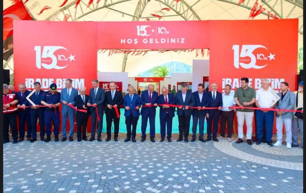 15 TEMMUZ MİLLİ BİRLİK G&Uuml;N&Uuml; TEMALI FOTOĞRAF VE RESİM SERGİSİ A&Ccedil;ILDI
