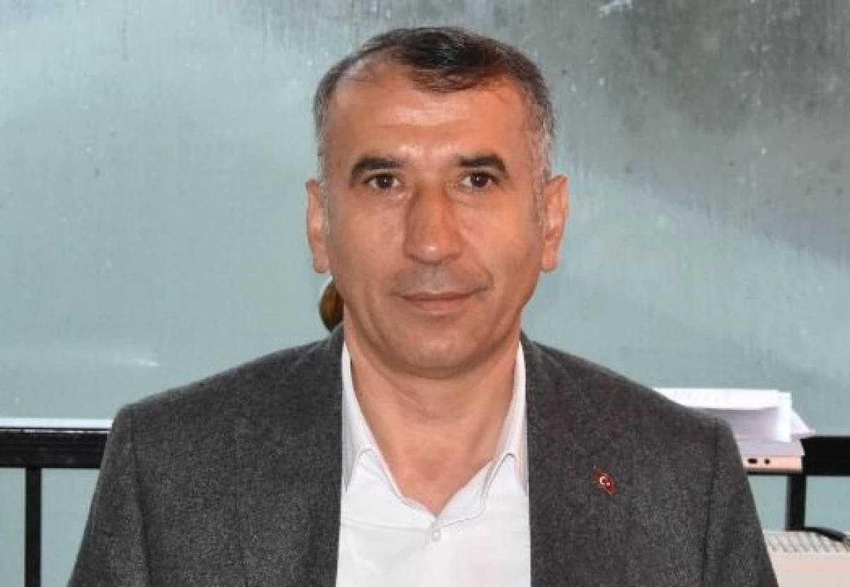 30 Yıllık Koltuğa Rakip Çıktı