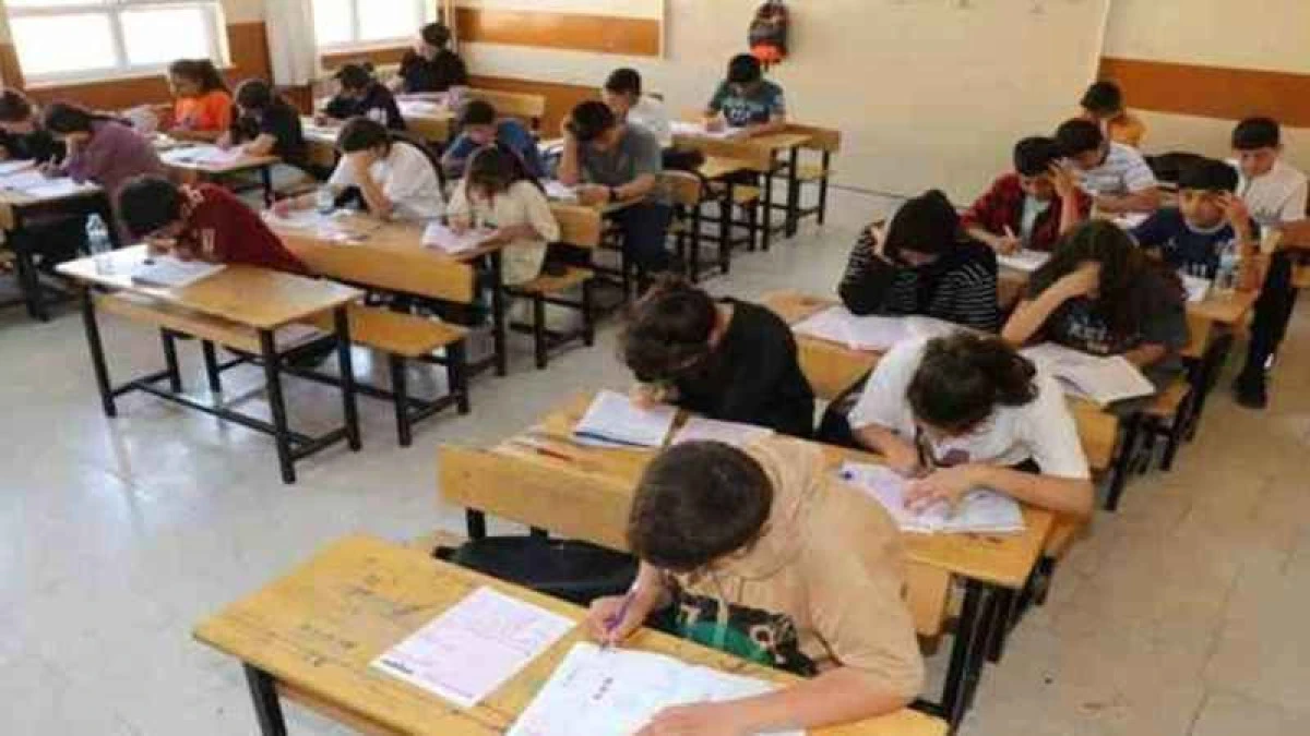 4 Yıllık Zorunlu Lise Eğitimi Değişiyor!