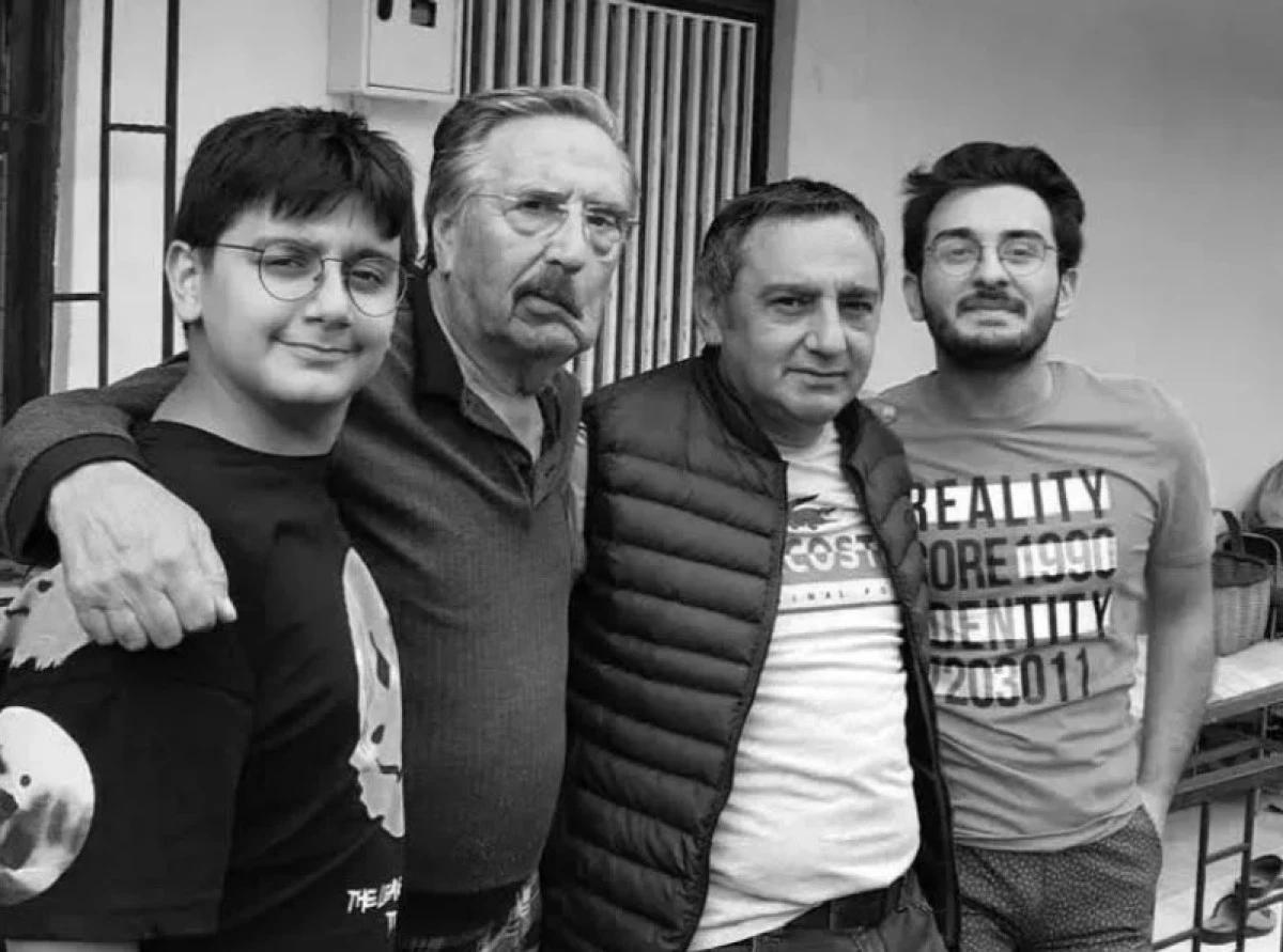 Ahmet Oral hayatını kaybetti