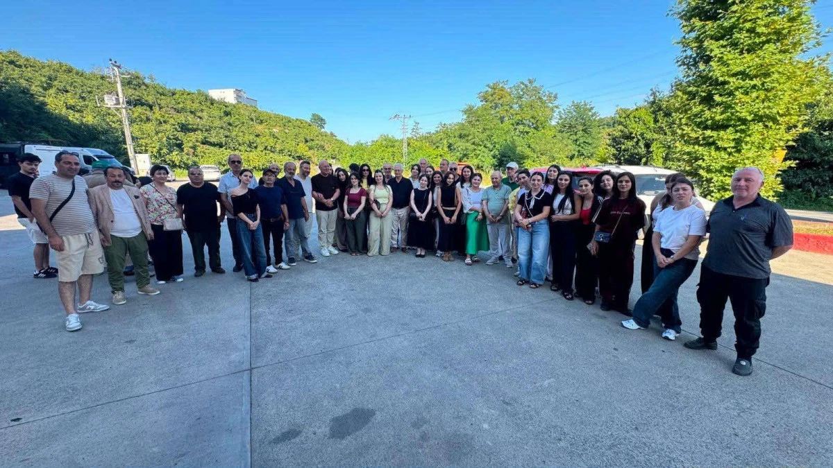 Batum Shota Rustaveli Devlet &Uuml;niversitesi &Ouml;ğrencileri &Uuml;nye&rsquo;de G&uuml;rc&uuml; Soydaşlarıyla Buluştu