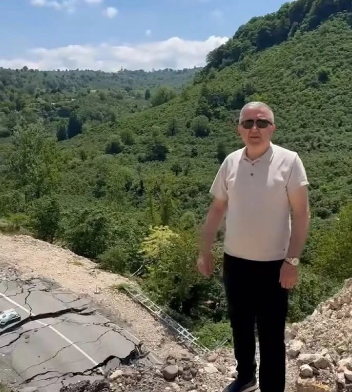 CHP Akkuş İl&ccedil;e Başkanlığı&rsquo;ndan İktidara Heyelan Tepkisi: &ldquo;200 Metrelik Yolu Yapamama Aciziyetine D&uuml;şm&uuml;şlerdir&rdquo;