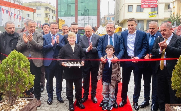 Dost Hukuk B&uuml;rosu G&ouml;rkemi Bir A&ccedil;ılışla Hizmete Girdi