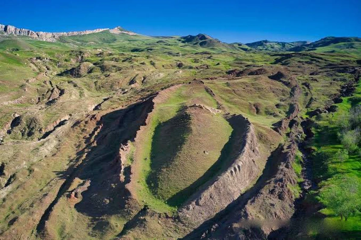 Ger&ccedil;ek mi Efsane mi? Nuh&rsquo;un Gemisi İ&ccedil;in Şaşırtan İddia!