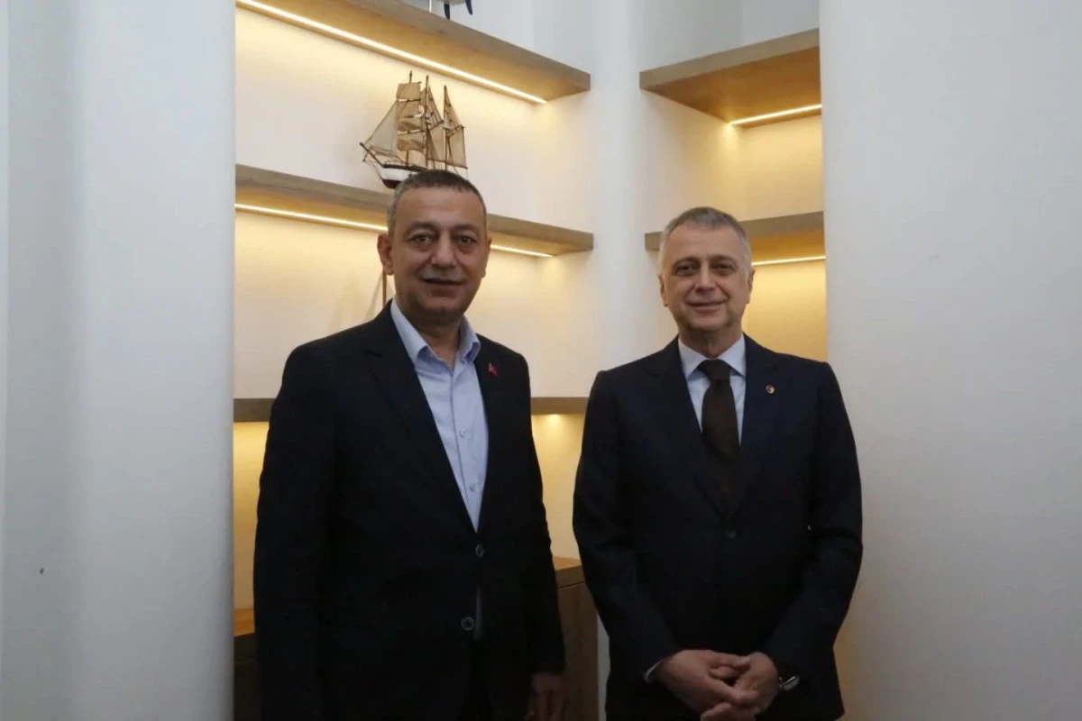 OTSO VE İNTERNET GAZETECİLERİNDEN ORTAK AKIL VURGUSU: "REKABETİMİZ DİĞER ŞEHİRLERLE OLMALI"