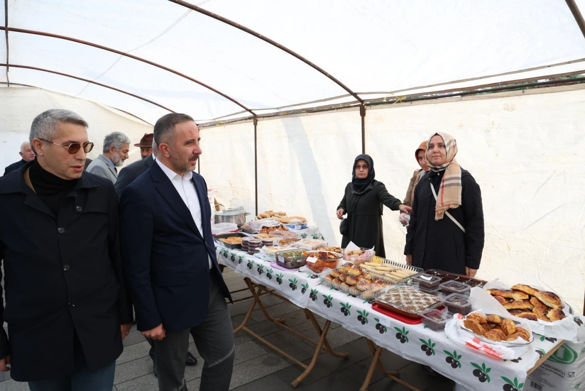 Perşembe Belediye Başkanı Cihat Albayrak'tan Filistin'e Destek Amacıyla Hayır Çarşısı Açılışı