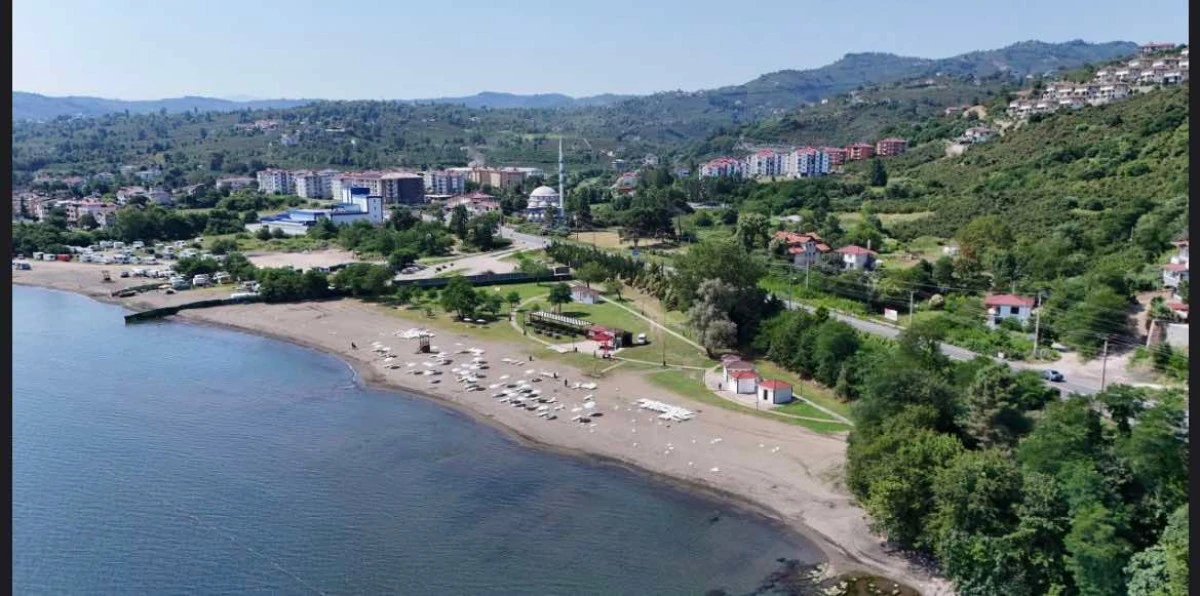 PERŞEMBE KADINLAR PLAJI YENİ Y&Uuml;Z&Uuml;YLE HİZMETE BAŞLADI