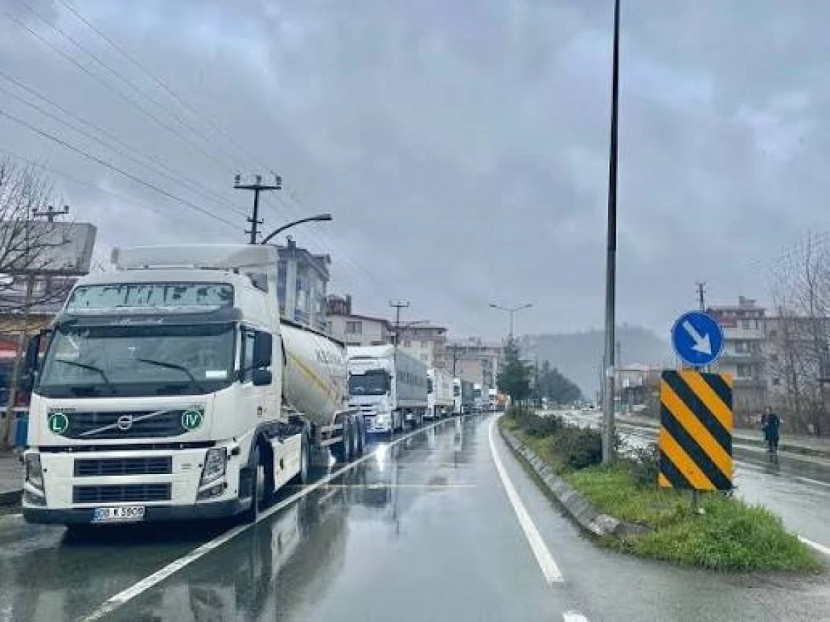Sarp&rsquo;a 500 D&ouml;n&uuml;ml&uuml;k TIR Parkı Geliyor