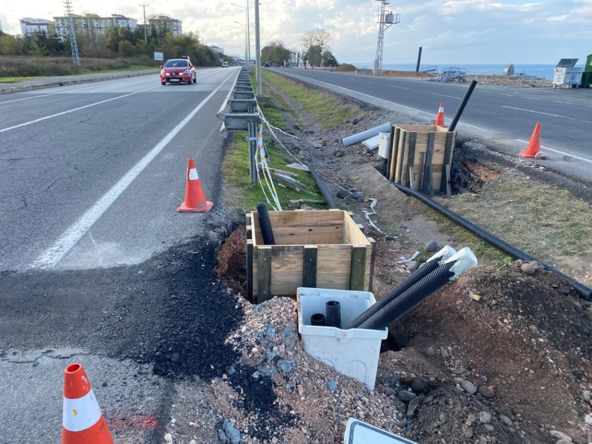 &Uuml;NYE G&Ouml;LEVİ KAVŞAĞI&rsquo;NDA SİNYALİZASYON &Ccedil;ALIŞMASI BAŞLADI