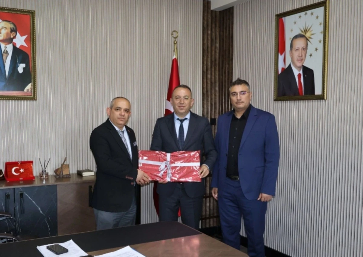 &Uuml;nye Milli Eğitim, &Ccedil;aybaşı Halk Eğitim Heyetini Ağırladı