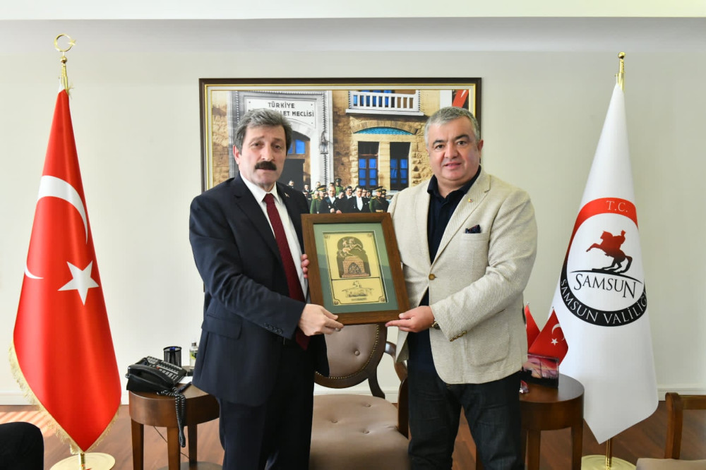 &Uuml;nye Odaları, Samsun'daki &Uuml;nye&rsquo;li B&uuml;rokratlara Demiryolu Projesi ve İşbirliği İ&ccedil;in Ziyarette Bulundu