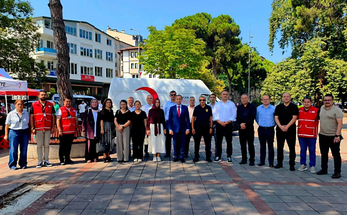 &Uuml;nye&rsquo;de Kan Bağışı Seferberliği: Kaymakam Kemal Yıldız ve Vatandaşlardan Yoğun İlgi