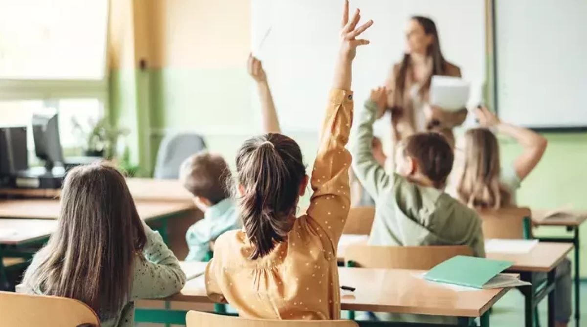 Yapılan kanlı saldırılar sonrası okullarda bir d&ouml;nem sona erdi