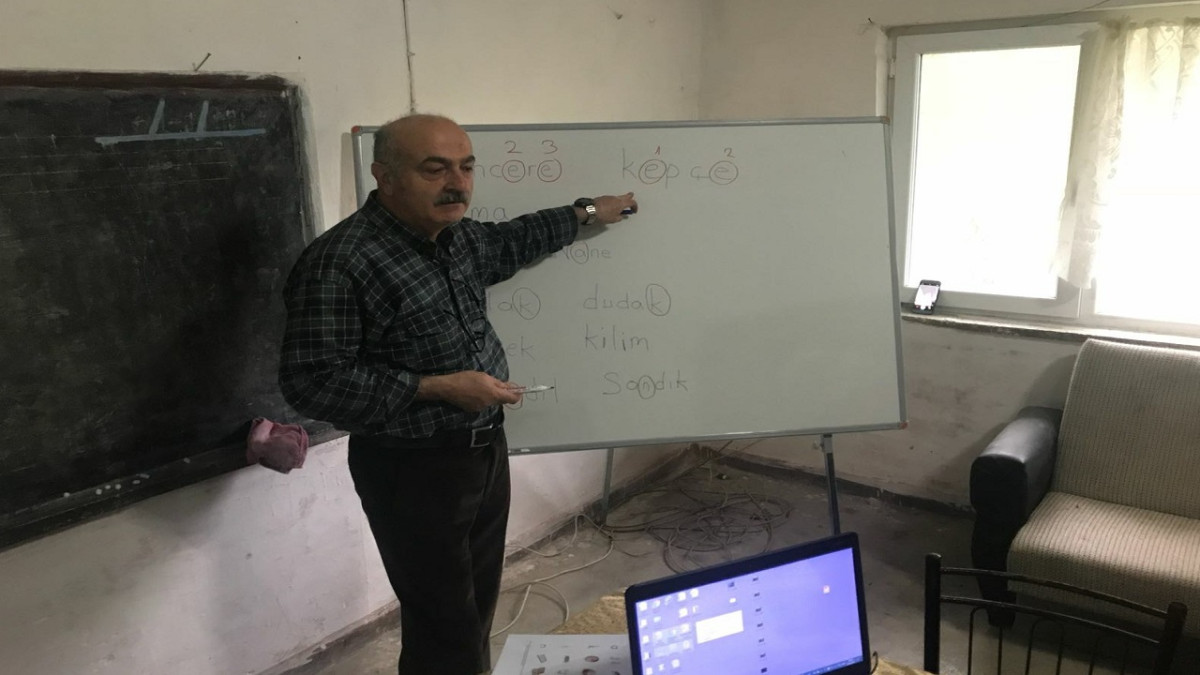 Zeki Mercan&rsquo;dan G&uuml;rc&uuml; Diline B&uuml;y&uuml;k Katkı: &ldquo;Sıfırdan G&uuml;rc&uuml;ce&rdquo; Eğitim Serisi